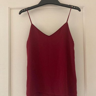Cami-top mit tiefem Rücken