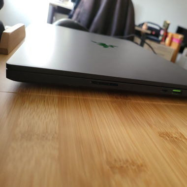 Razer Blade 15 Advanced 21