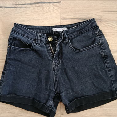 Short en jean noir