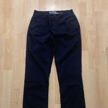 Jeans Grösse 34 dunkel blau