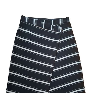 Jupe à rayures noir et blanc 
