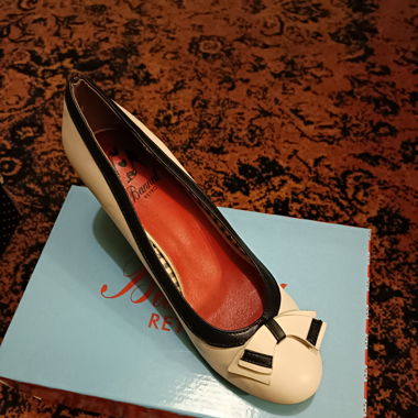 2 paire de chaussures pin up taille 41 