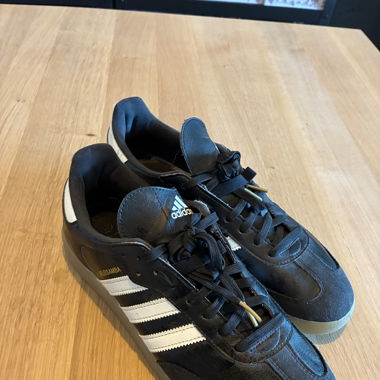 Adidas Velosamba schwarz