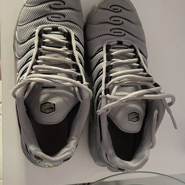 Nike TN grises