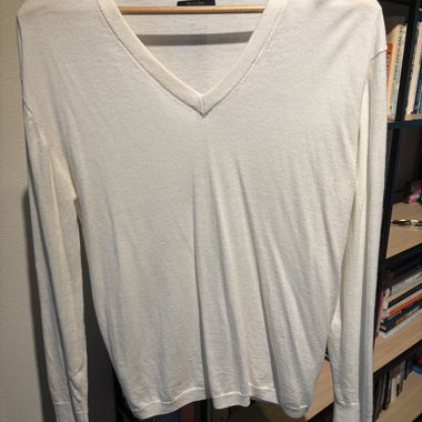 Maglione bianco con scollo a V Massimo Dutti