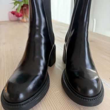 Stivali neri Tod's Gr. 38