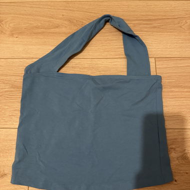 Blue top