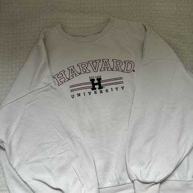 Harvard Pullover
