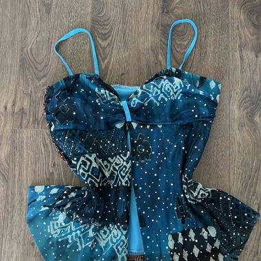 vintage blue glitter top 