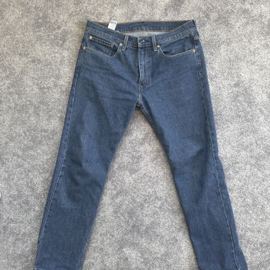 Blauer Jeans, gerade Schnitt, Lévis 502, 34x30