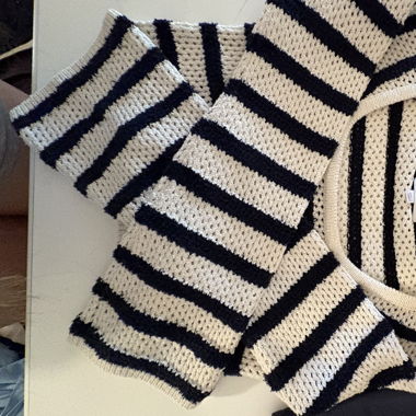 SUBDUED pullover