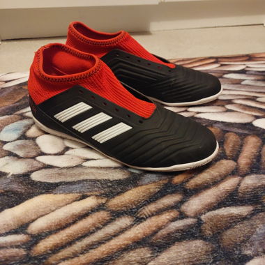 Adidas Fussball Hallenschuhe