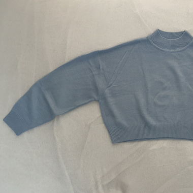 Blauer Strickpullover, Cropped, gemütlich