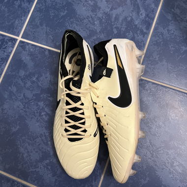 Nike Tiempo Legend X Fussballschuhe ACC