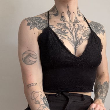 Crop Top mit Spitze