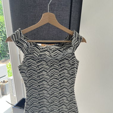 Robe courte Mango
