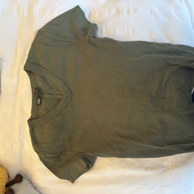 T-shirt kaki Zara