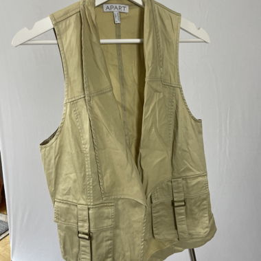 gilet in cremefarbe