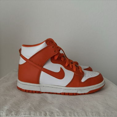 Nike High-Top Sneakers Orange Weiss