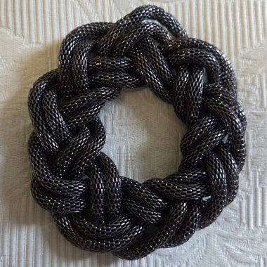 Schwarzes Kettenarmband