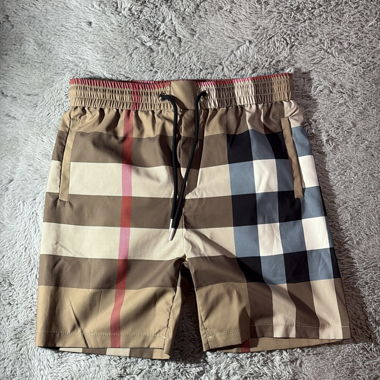 Pantaloncini estivi