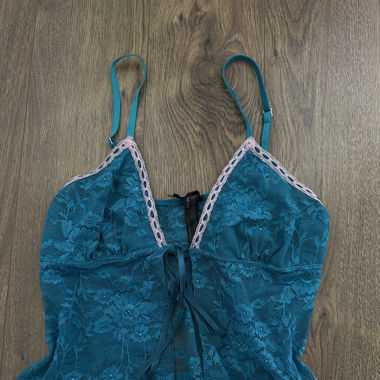 blue coquette top with lace 