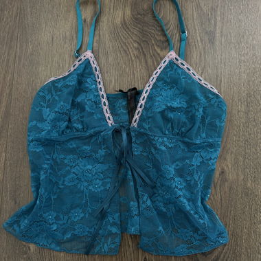 blue coquette top with lace 