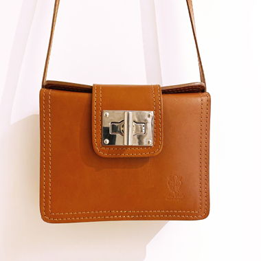 Sac bandoulière en cuir brun