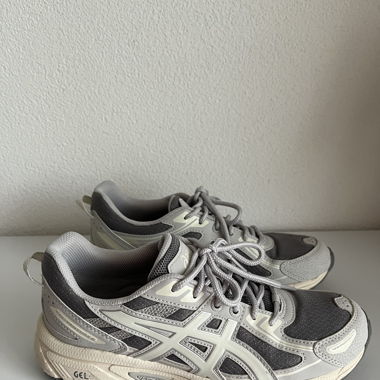 Asics Gel Venture 6