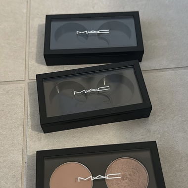MAC make-up