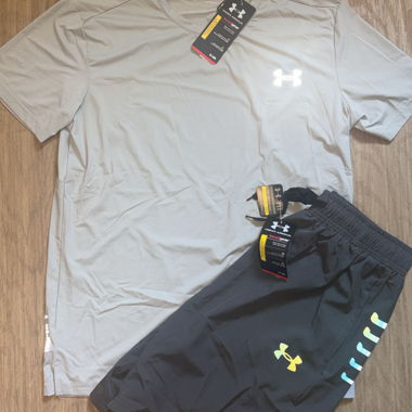 Set aus Shorts und T-Shirt von Under Armour