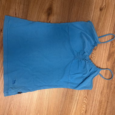 Top blu