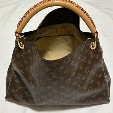 Louis Vuitton Artsy