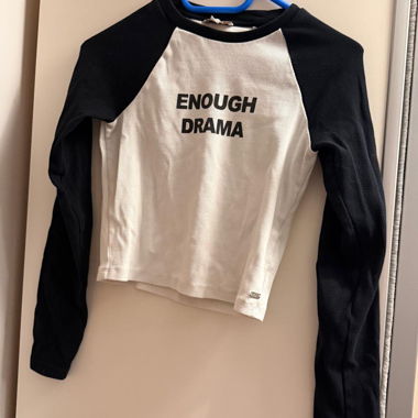 Maglia a maniche lunghe ENOUGH DRAMA nero-bianco