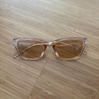 Lunettes de soleil à verres bruns