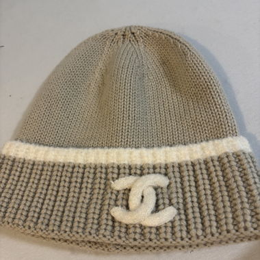 Bonnet Chanel