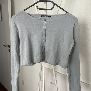 Brandy Melville Cardigan