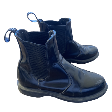 Dr. Martens FLORA Chelsea Boots