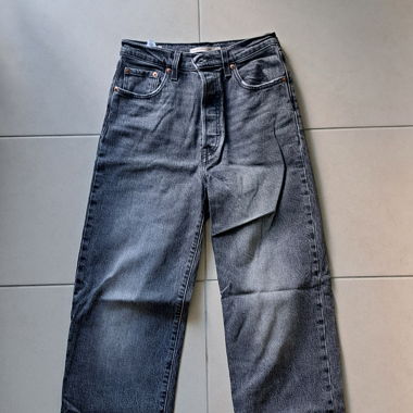 Jeans Levi's Rib Cage gris délavé