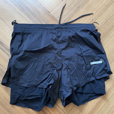 Pantaloncini sportivi neri TechSilk 5" di Satisfy