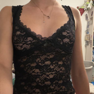 Haut en dentelle noir