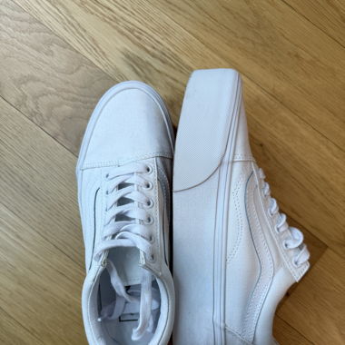 Vans Plateau