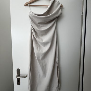 Kleid von Miss Rosier