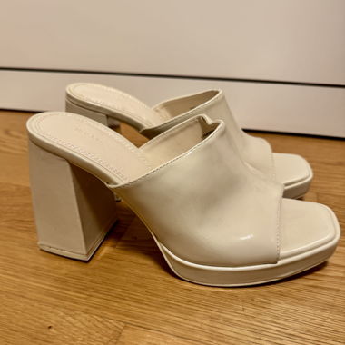 Mules à plateforme beige
