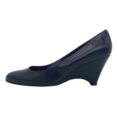 Miu Miu Cutout Leather Pump EU 39 Lila