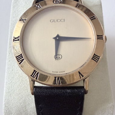 Gucci 3000 Vintage Swiss Made Unisex Quartz