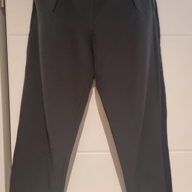 Classy confortable trousers