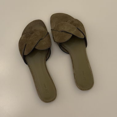 Braune Leder-Flipflops