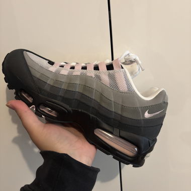 Air Max 95 pink foam 