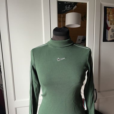 Nike à manches longues